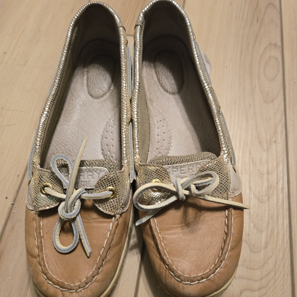 Sperry Women's Tan Leather Moccasins with Metallic Gold Trim